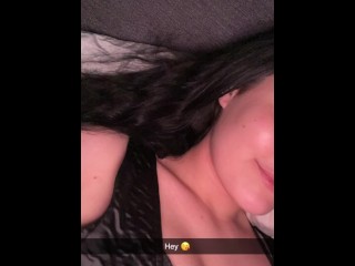 18 Jährige Schlampe betrügt ihren Freund auf Snapchat und wird Anal gefickt /Cuckold /Creampie/Anal