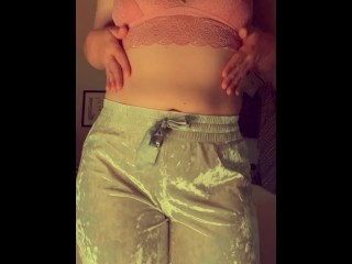 ASS MEN ONLY 😏 PAWG queen pajama peel 🥵 🥵 🥵