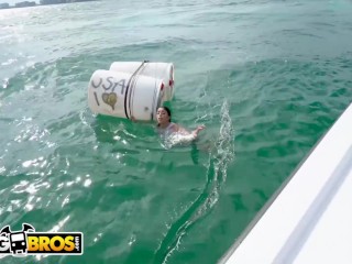 BANGBROS - Cuban Hottie, Vanessa Sky, Gets Rescued At Sea By Jmac