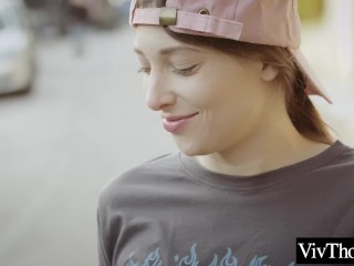 Beautiful teens haveing authentic hardocre lesbian sex