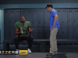 Brazzers - Davin King's Coach Lets Him Fuck His Wife Chanel Preston To Prepare Him For The Big Game