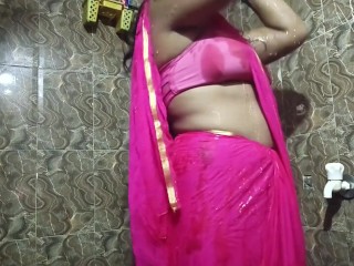 desi bhabhi ne aaj akele hi khud ka garmi mitaya