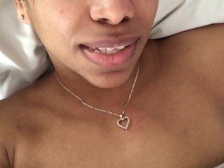 Dripping MEATY pussy on FaceTime. (Butterfly Lips)