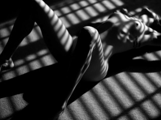 Female Slave Training Day 2/28 - Testing her endurance and fitness - abdominal muscles