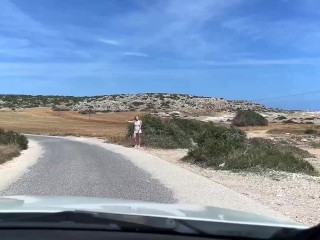Girl Sucking Dick Stranger in Car and Fuck on a Rest