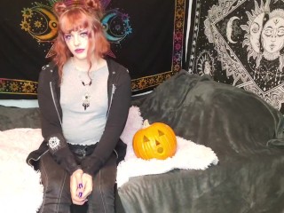 Gocktober: Zoie White Fucks A Pumpkin