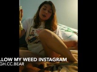 Horny 21yo Stoner plays with Creamy Pussy