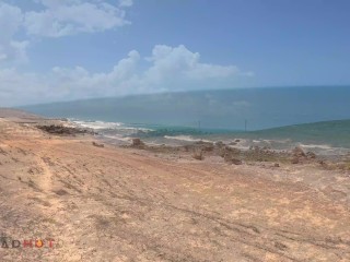 Horny Girl want his dick in a Public Beach and Take a Big Facial