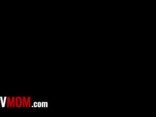 Hot Stepmom And Her Stepsis Sovereign Syre &amp; Kennedy Kressler Bang Young Stud POV Style - PervMom