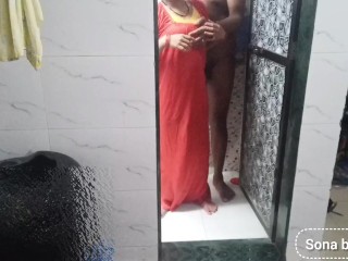 Indian Desi girl sex in bathroom. bathroom sex hindi bf blue film.