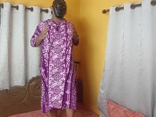 Indian housewife Sneha fingerings pusssy and cum.