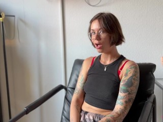 Joi  Chihuahuasu| Tatusiu, pokaż mi jak zająć się kutasem