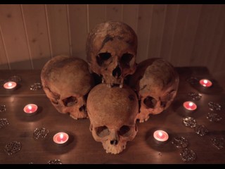 Kinky and gothic lesbian sex in a truly horror scenario - DOLLSCULT