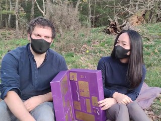 LoveHoney Advent calendar Day 8 : We enjoy the last sunny day of the year