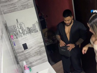 Lucky day for the plumber. He finds me in a short dress and very horny. I swallow his cum!