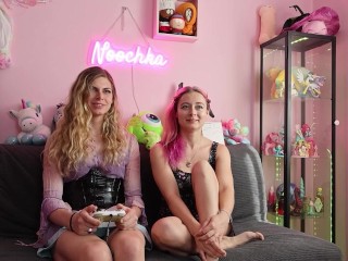 MA POTE TRANS LECHE UNE CHATTE POUR LA PREMIERE FOIS - NOOCHKA X CIRILLA