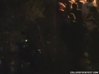 Mardi gras coed slut fucking amateur dick
