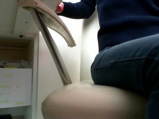Masturbate at work: Day 59 : Under table masturbation