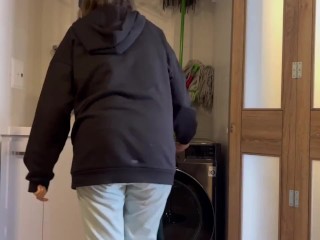Mi Hermanastro no está en casa y yo termino jugando con su esposa  a la médico y a la paciente para 