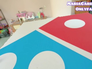 Mi pareja me dejó plantada con una pizza y ni la pago, de puro coraje le doy el culo al pizzero