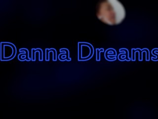 My first orgasm with a huge dildo - I couldn't insert it