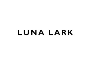Nerdy Big Booty Luna Lark Takes Big Black Dick In Her Tight Wet Pussy