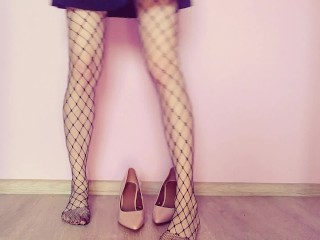 pantyhose fetish. feet fetish. do you want to spy on a girl pissing? GinnaGg