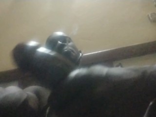 Parly87, masturbation de pornstar sénégalais.