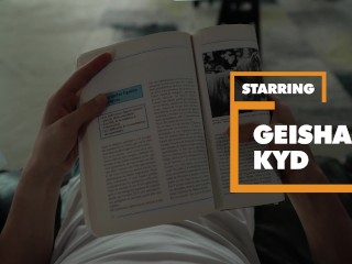 POV - Noisy neighbor Geisha Kyd apologizes with her pussy