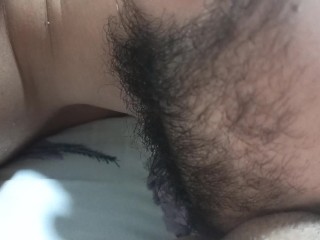 Que rico me chupa la concha, me vuelve loca y me hace acabar en su boca, escucha mis gemidos