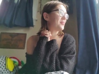 Shaking orgasm + smoke sesh - IzzyHellbourne 