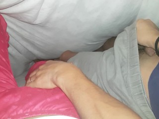 sharing the bed, leads to mutual masturbation under the covers in secret