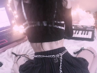 Sitting On My Big Dildo While Playing Synth : Dollie Bear