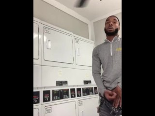 SMOKEPOLEBOY CAUGHT JACKING OFF AT THE LAUNDRY MAT.