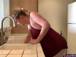 Stepmom stuck in the sink gets stepson's dick in her