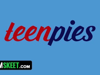 TeamSkeet - Lucky Stepbro Pounds His Curvy Ebony Stepsis And Fills Her With Tacky Creampie