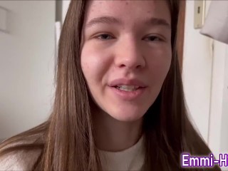 TEEN DOGGY GEFICKT!!! Ich spritze auf den Spiegel