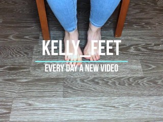 teen girl shows her socks and foot fetish pov