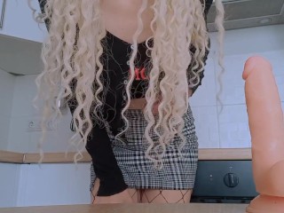 TEEN SQUIRTING IN KITCHEN and moans loudly