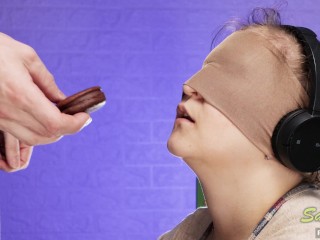 The game of taste ended in deception, my classmate put a dick in my mouth and finished! SanyAny