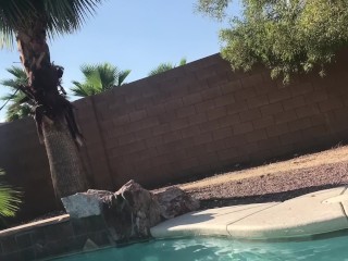Toplees blowjob in the pool