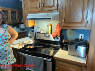 Tradwife Makes Her Husband Breakfast In Nothing But An Apron