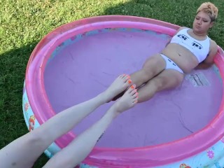 TSM - Dylan and Rhea pose in a pool