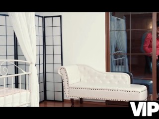 VIP4K. Contempt and Cock in Court