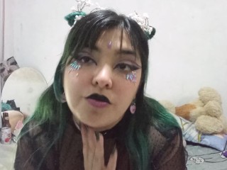 Volví de la rave toda extasiada y me clave una paja para vos, mirame bb
