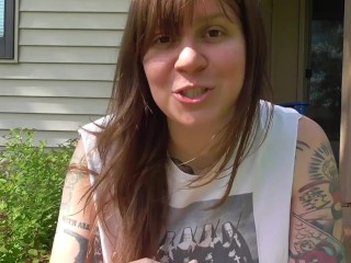 WISCONSIN NEIGHBOR BEGS FOR YOUR COCK AND CREAMPIE POV