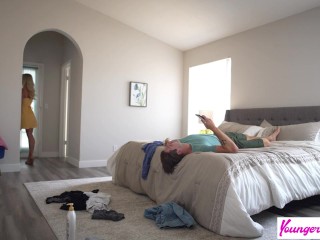 "YES, fuck your stepmommy. Make me Cum! Slimthick Vic tells her Stepson