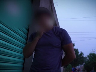 "Yo solo queria que me ayudaras a arreglar mi carro" - lamiendo coño, sexo en el coche